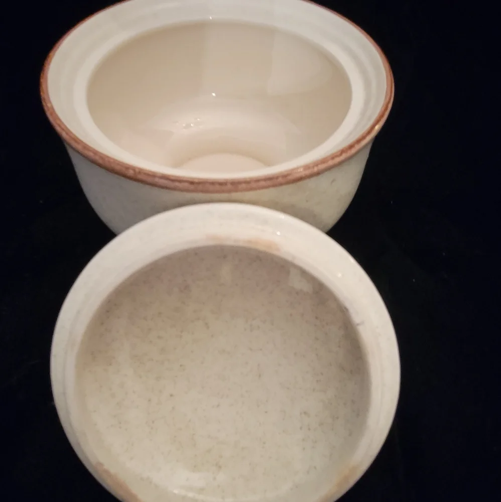 Vintage Mikasa Salt and Pepper Shaker and Sugar Bowl. Japan - Picture 8 of 8